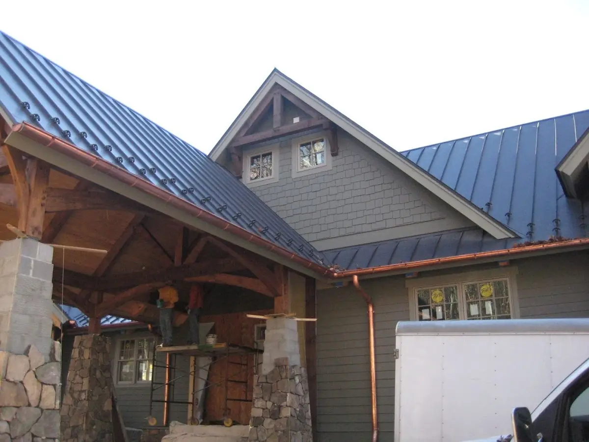 Craftsman Roofing team delivering quality roofing work in Canalino Village